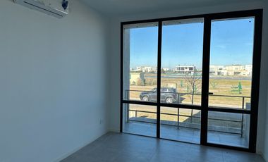 Venta Casa 5 amb a estrenar c/lote en altura, pileta, terraza - Bo. Villalobos - Hudson