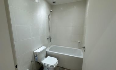 Venta Casa 5 amb a estrenar c/lote en altura, pileta, terraza - Bo. Villalobos - Hudson