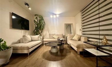 Casa en Arriendo en El Remanso / Vital Apoquindo / Las Condes