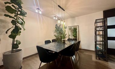 Casa en Arriendo en El Remanso / Vital Apoquindo / Las Condes
