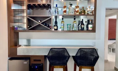 CASA RENTA SENDEROS CON ALBERCA