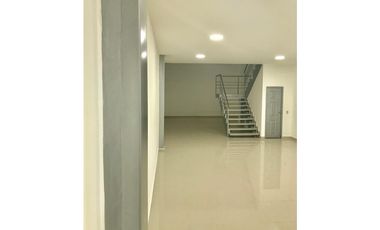 LOCAL COMERCIAL ARRIENDO EN EL CENTRO BUCARAMANGA