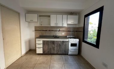 VENTA MONOAMBIENTE EN BANFIELD ESTE