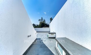 Arriendo de remodelado y excelente Townhouse en Las Pircas, Peñalolén