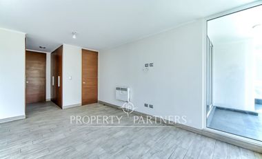 Arriendo de remodelado y excelente Townhouse en Las Pircas, Peñalolén
