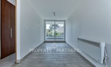 Arriendo de remodelado y excelente Townhouse en Las Pircas, Peñalolén