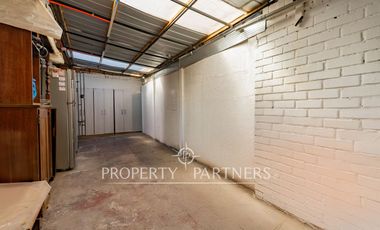Arriendo segura y sólida casa excelente ubicacion y conectividad.