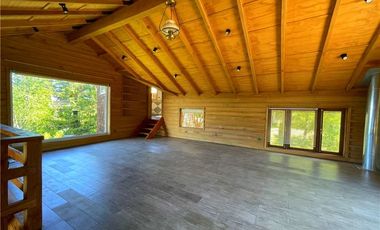 Orilla Lago, maravillosa vista!  2 casas, 5000 m2