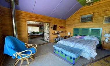 Orilla Lago, maravillosa vista!  2 casas, 5000 m2