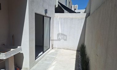 Casa en condominio en renta en Real Alcalá, Tecámac, México