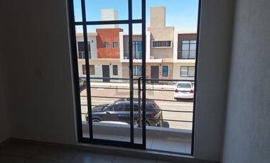 Casa en condominio en renta en Real Alcalá, Tecámac, México