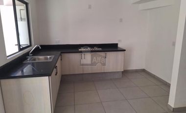Casa en condominio en renta en Real Alcalá, Tecámac, México