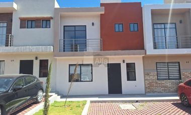 Casa en condominio en renta en Real Alcalá, Tecámac, México