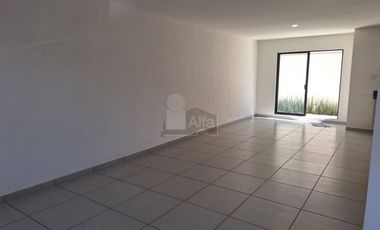 Casa en condominio en renta en Real Alcalá, Tecámac, México