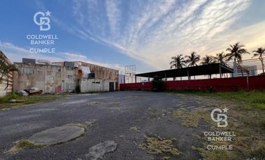 Terreno en renta para Negocio Comercial frente a Plaza Amércias