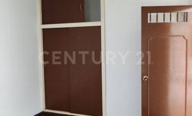 Casa Barrio Departamental, excelentes acabados 1er piso, con garage