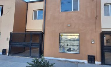 En Venta, PH tipo Duplex de  2 dormitorios, Plottier, Area Centro
