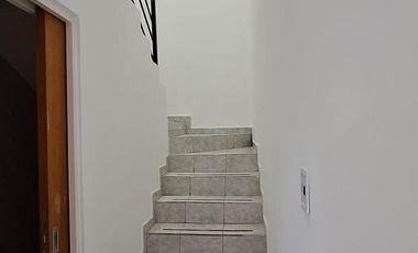 En Venta, PH tipo Duplex de  2 dormitorios, Plottier, Area Centro
