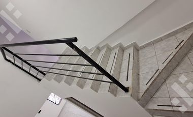 En Venta, PH tipo Duplex de  2 dormitorios, Plottier, Area Centro