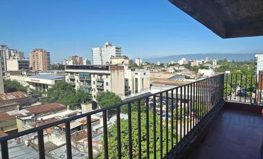 Departamento en Alquiler en Mendoza  al 900