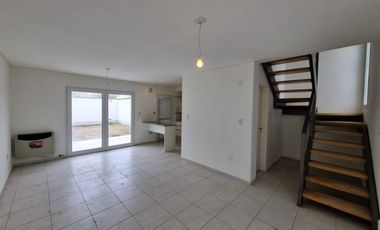 Casa en ALQUILER