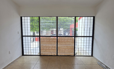 RESIDENCIA EN VENTA 2 PLANTAS, 5 RECÁMARAS, LOFT EN PLANTA ALTA, 3.5 BAÑOS