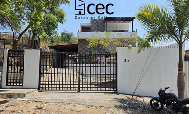 RESIDENCIA EN VENTA, 2 PLANTAS, 4 RECÁMARAS, 2 BAÑOS, COCHERA PARA 3 AUTOS