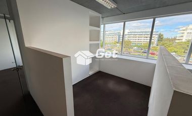 Oficina en  Alquiler  en edificio Puerta Norte, Nordelta.