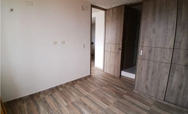 APARTAMENTO EN ARRIENDO HACIENDA PEÑALISA LIMONAR, RICAURTE CUND.
