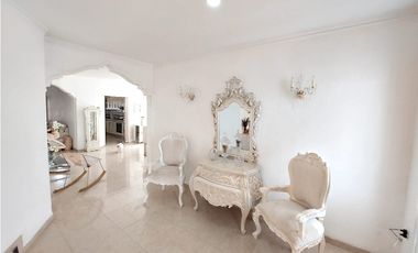 ARRIENDO DE CASA EN BARRIO LA CASTELLANA DE MONTERA