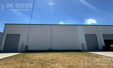 Nave Industrial 1500 m2 en alquiler en Canning Industrial Parque Privado