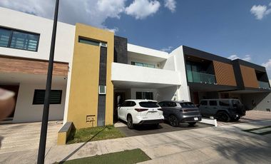 Casa en Renta en el Carmen Habitat