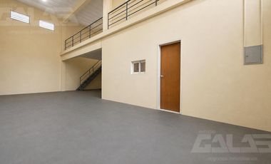 GALPÓN | 4 AMBIENTES | DOBLE INGRESO ALTURA | ZONA INDUSTRIAL | COCHERA | ITUZAINGÓ NORTE
