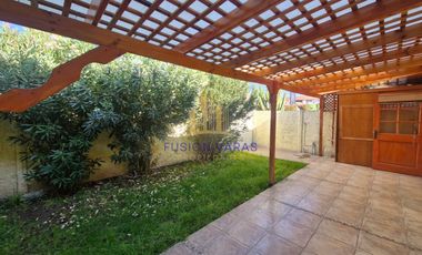 SE VENDE CASA EN PADRE HURTADO