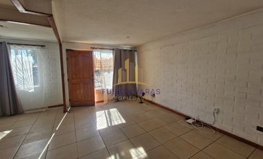 SE VENDE CASA EN PADRE HURTADO