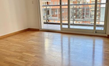 Oficina en Alquiler de 3 Amb y  Cochera