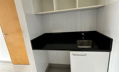 Oficina en Alquiler de 3 Amb y  Cochera