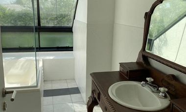 Departamento de 2 ambientes en alquiler, en Martínez.