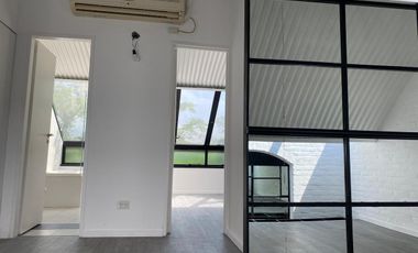Departamento de 2 ambientes en alquiler, en Martínez.