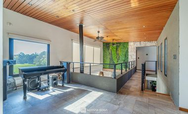 Venta - Casa - Sierra De Los Padres - Moderna - Piscina