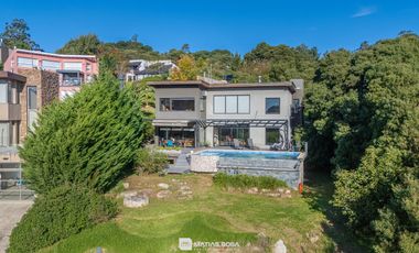 Venta - Casa - Sierra De Los Padres - Moderna - Piscina