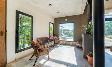 Venta - Casa - Sierra De Los Padres - Moderna - Piscina