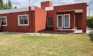 Casa B° Privado Aires de Campo Santa Lucia