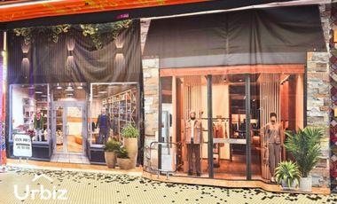 Local de 328 m² en 1er Piso Zona Met Centro Comercial Santa Fé