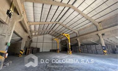 VENTA DE LOTE INDUSTRIAL CON CONSTRUCCIONES EN BARRANQUILLA