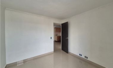 ARRIENDO APARTAESTUDIO EN SAN JUAN CON LA 70