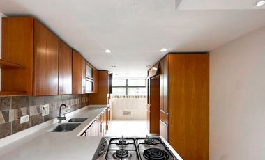 Apartamento para la venta y renta en El Poblado, piso 4
