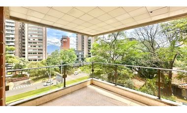Apartamento para la venta y renta en El Poblado, piso 4