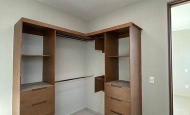 Ultima casa en preventa coto Roble Residencial  a un costado de Bugambilias