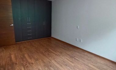 Casa de 3 recamaras c/u con baño , Amplio jardín, cercano a la Ciudad de México